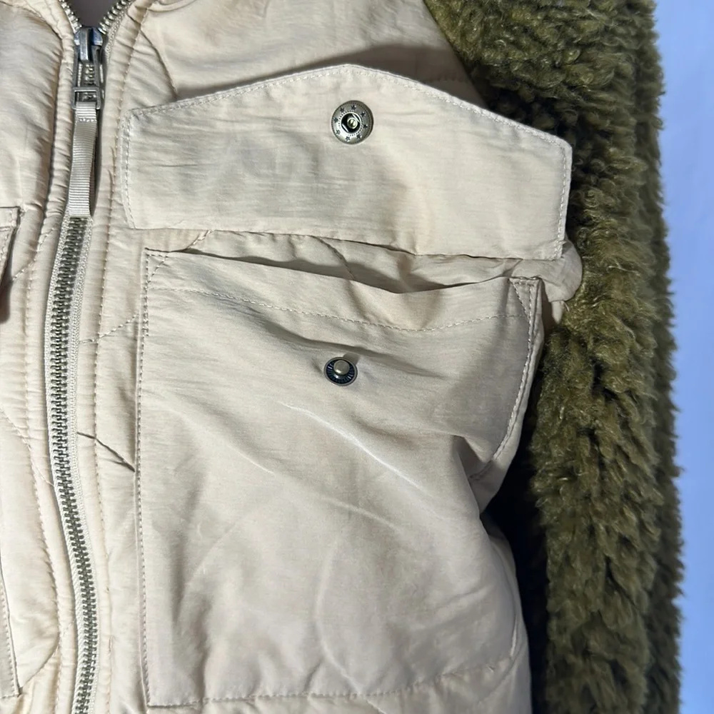 Women's Zip up Jacket with pockets by Universal Thread Brown Faux Fur  (5G3WRP) - Picture 3 of 6